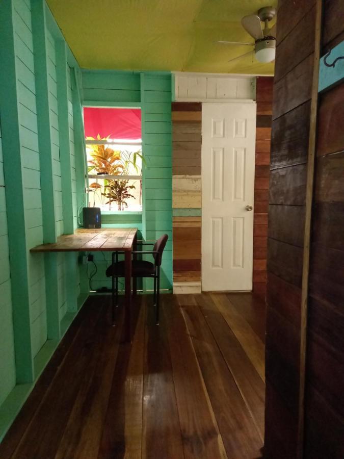 Casa Lumiere Apartment โบกัสทาวน์ ภายนอก รูปภาพ