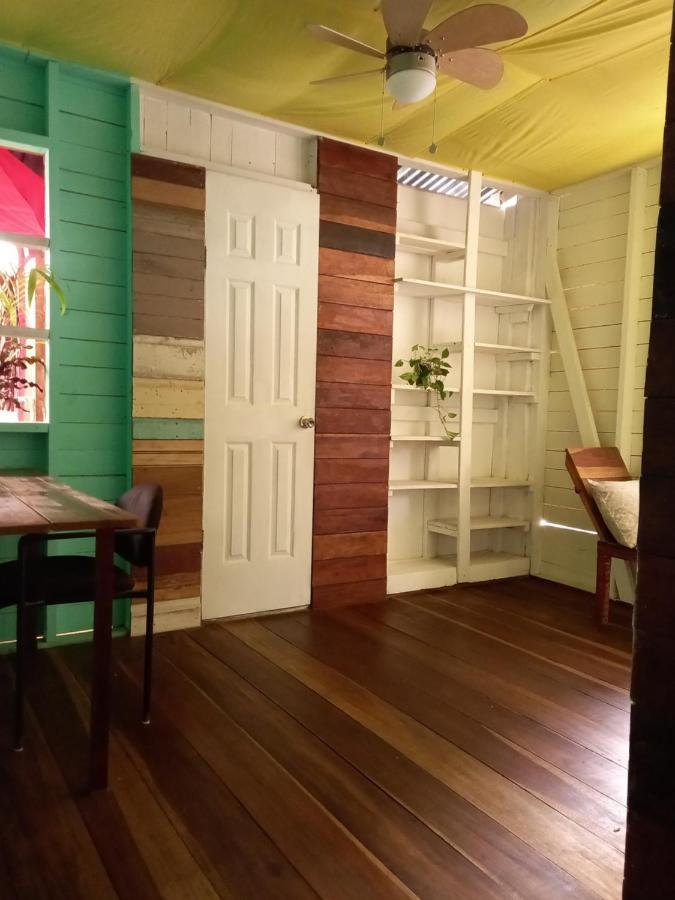 Casa Lumiere Apartment โบกัสทาวน์ ภายนอก รูปภาพ