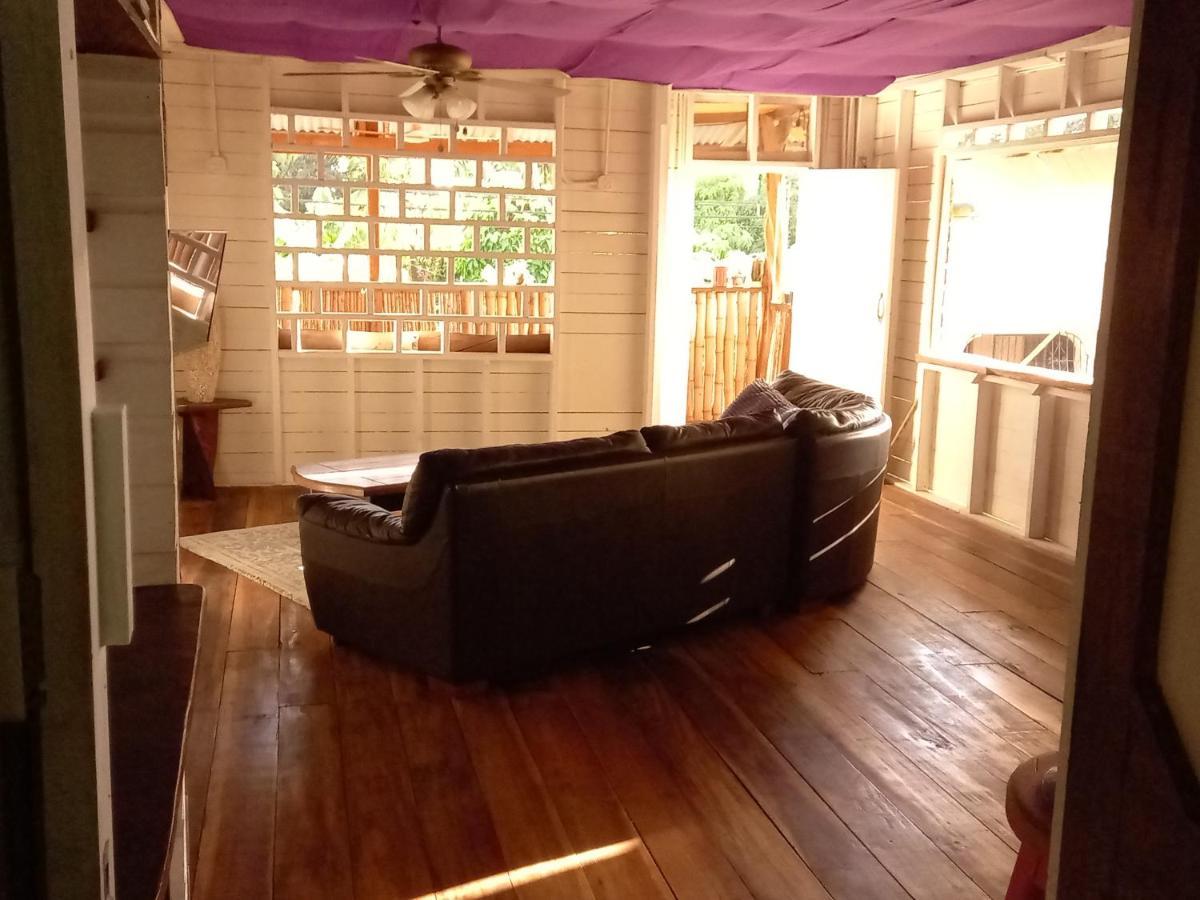 Casa Lumiere Apartment โบกัสทาวน์ ภายนอก รูปภาพ