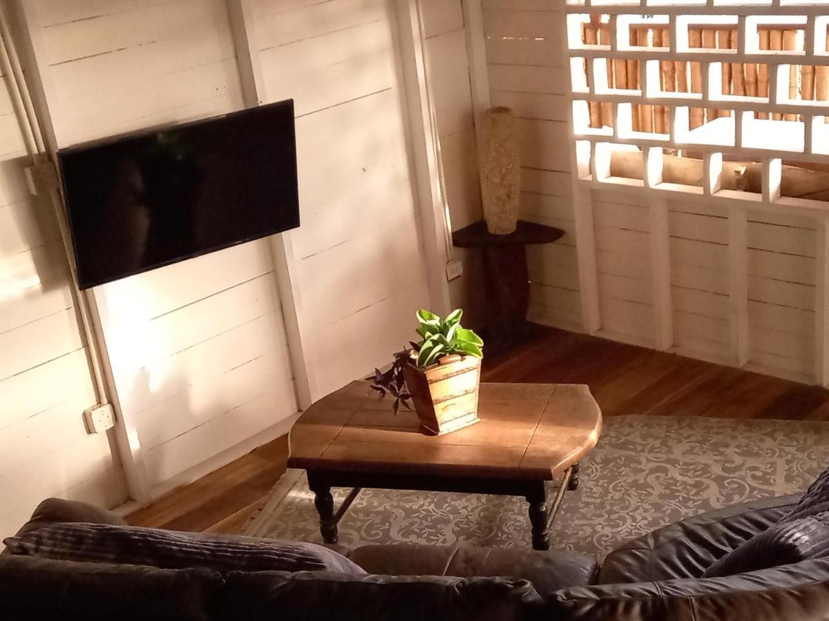 Casa Lumiere Apartment โบกัสทาวน์ ภายนอก รูปภาพ